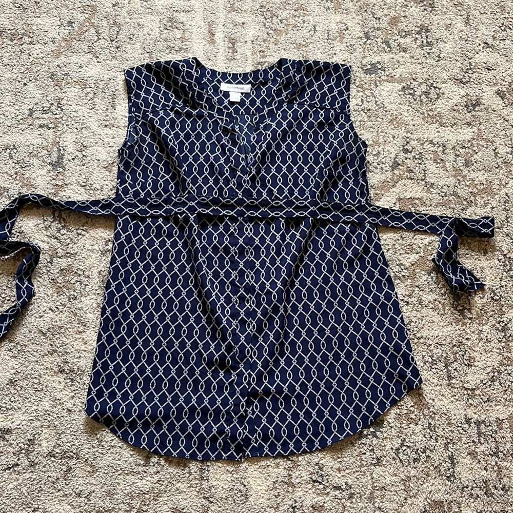 *temporary price drop* Bundle of Motherhood maternity shirts